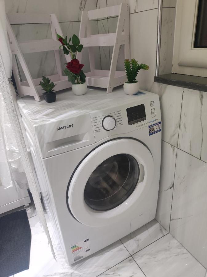 La Casa Di Titina Apartment เนเปิลส์ ภายนอก รูปภาพ